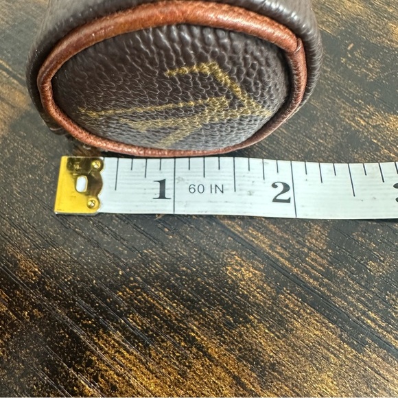 Louis Vuitton Vintage Monogram Golf Ball Holder Men Women - Picture 10 of 11